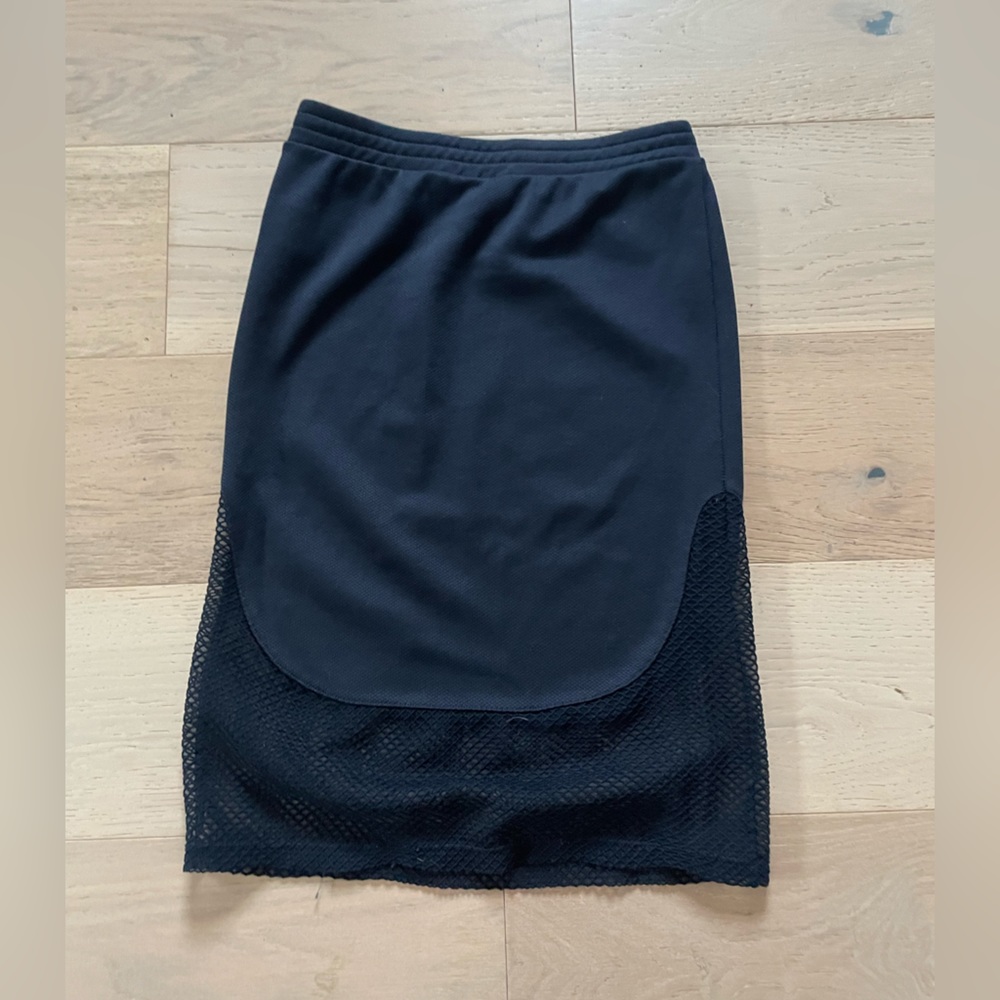 Adidas navy blue skirt with mesh siding size S - Picture 3 of 3